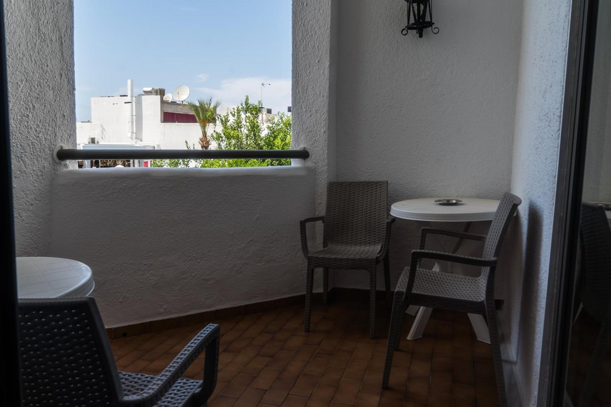 Holidays 3* Малиа