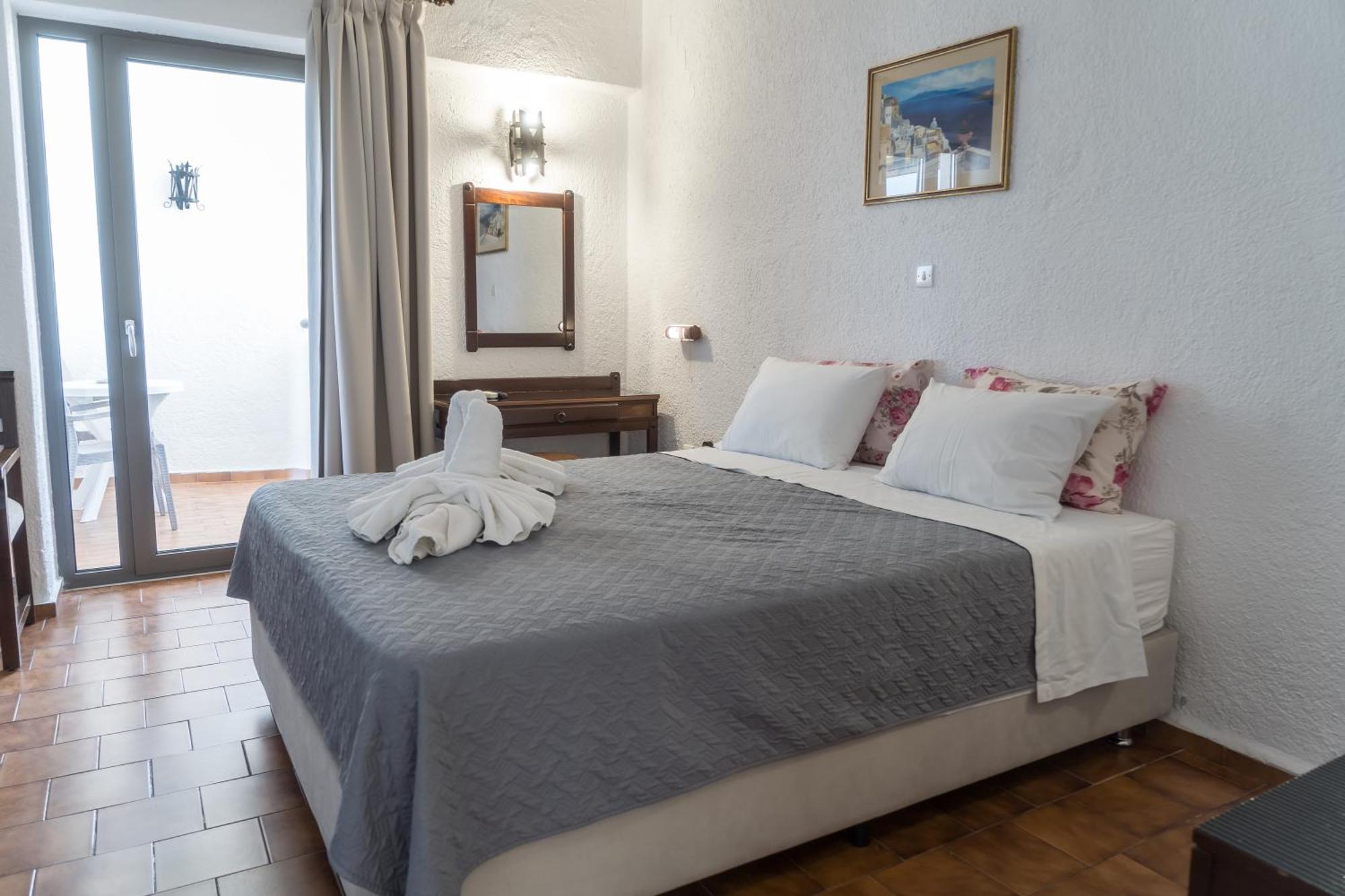 Holidays Hotel
